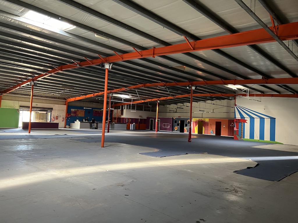 Vente de murs occupés Local commercial 2 000 m² Biganos - 5