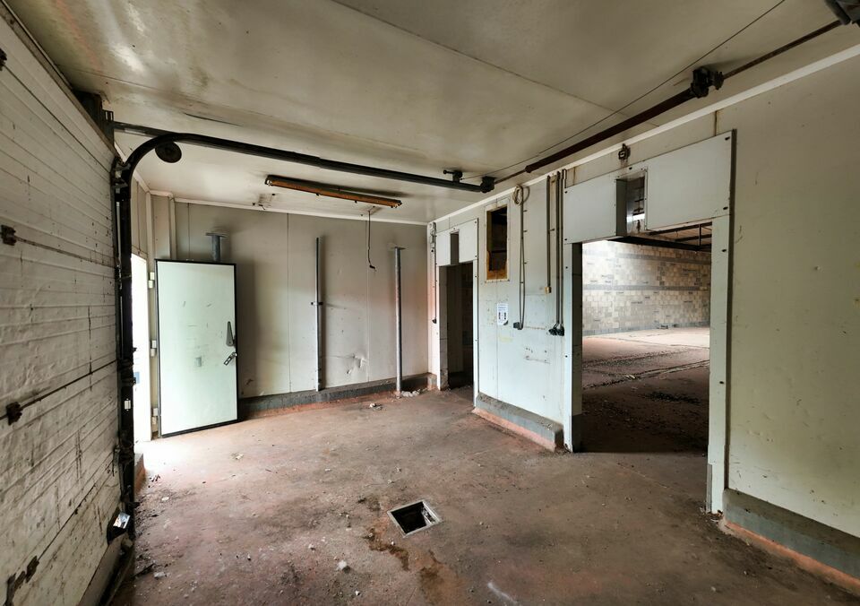 Location pure Local commercial 360 m² Bègles - 4