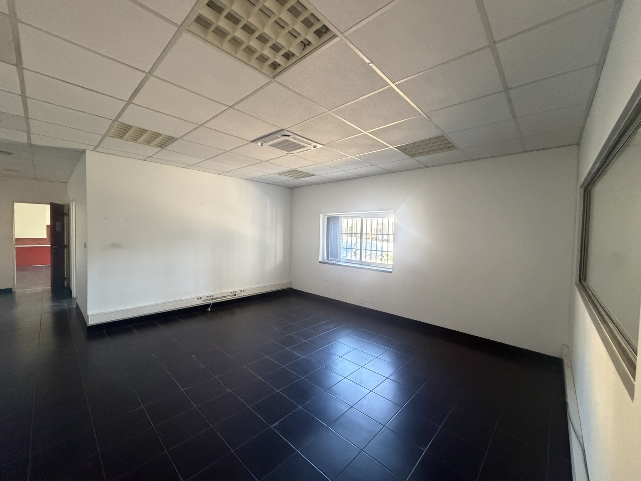 Location Entrepôt 1 030 m² Marseille - 5