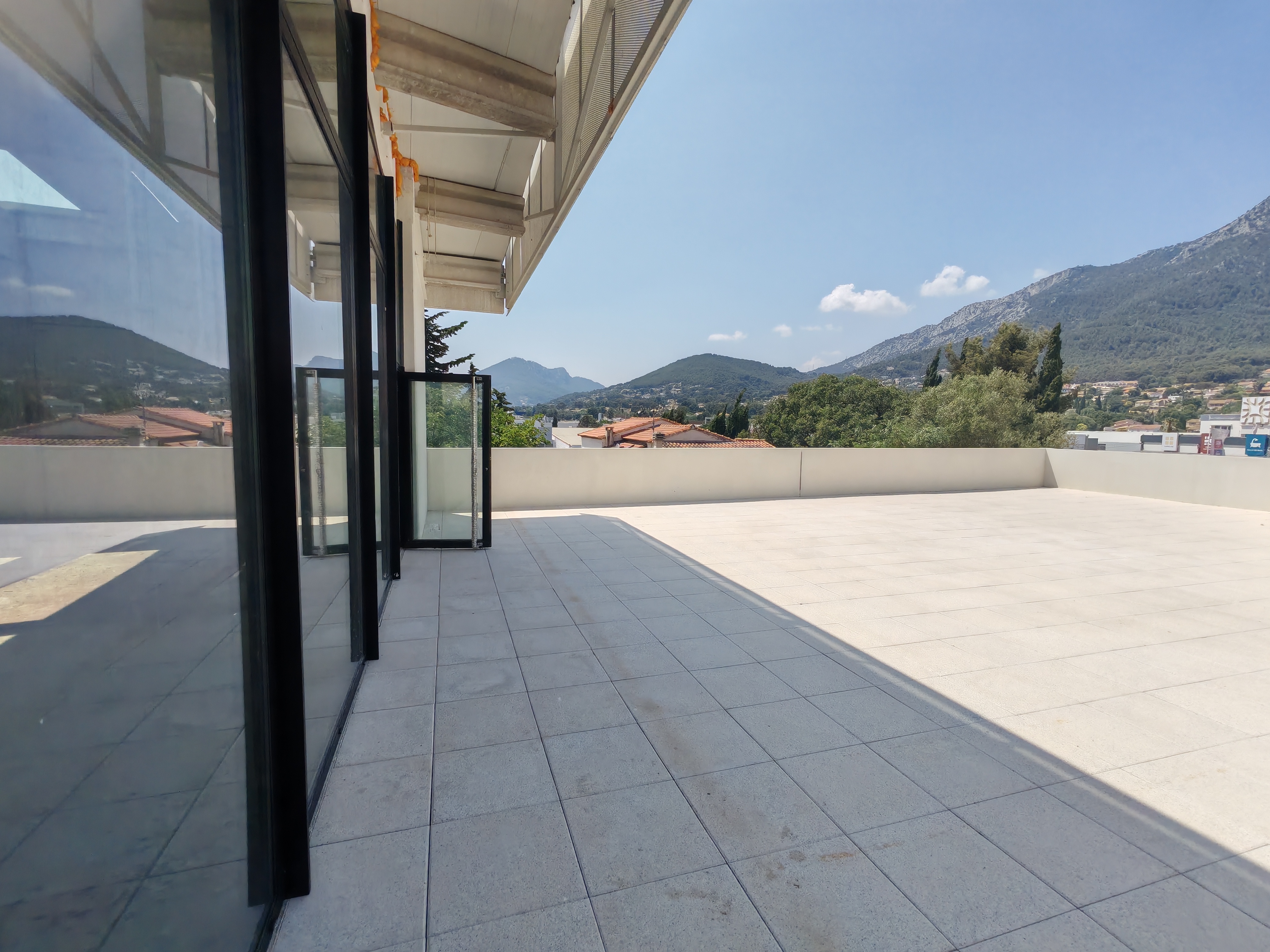 Location pure Local commercial 217 m² La Valette-du-Var - 2