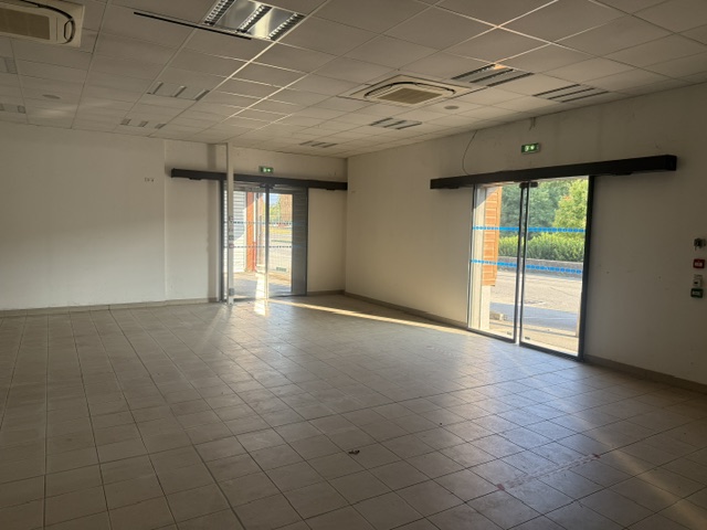 Location pure Local commercial 252 m² Frangy - 2