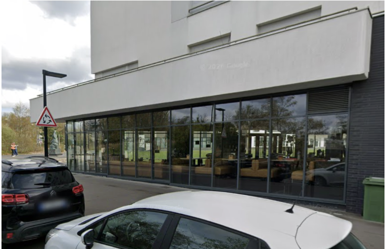 Location pure Local commercial 352 m² Montigny-le-Bretonneux - 2