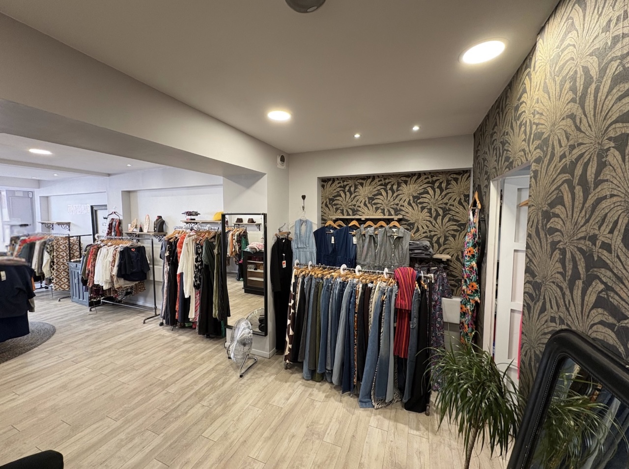 Location pure Local commercial 90 m² Rezé - 4