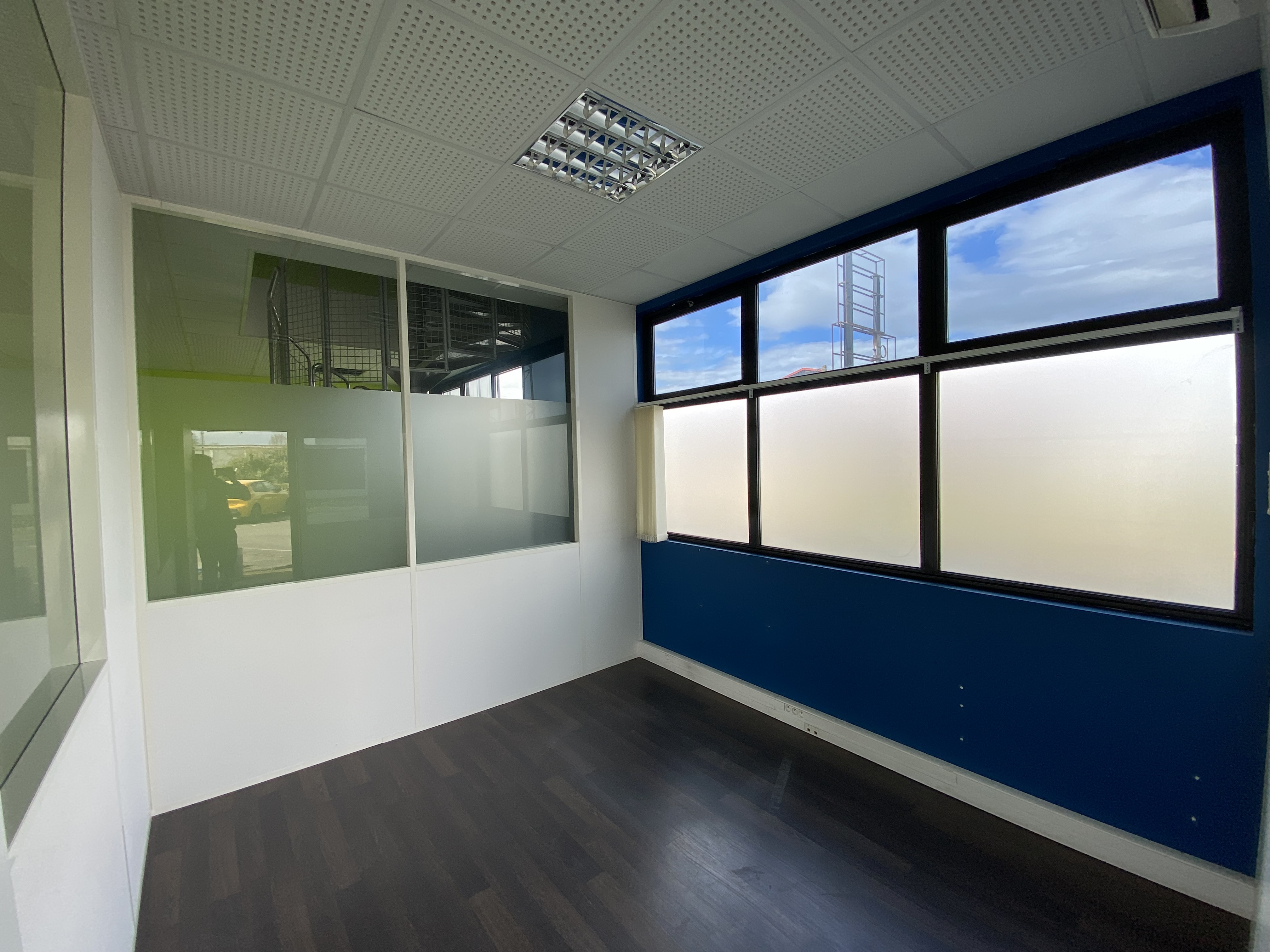 Location Bureaux 142 m² Lons - 2