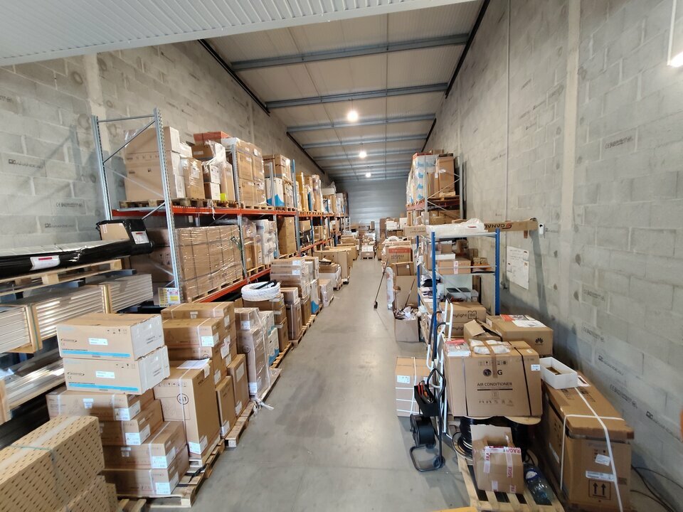 Location pure Local commercial 290 m² Pompignac - 2
