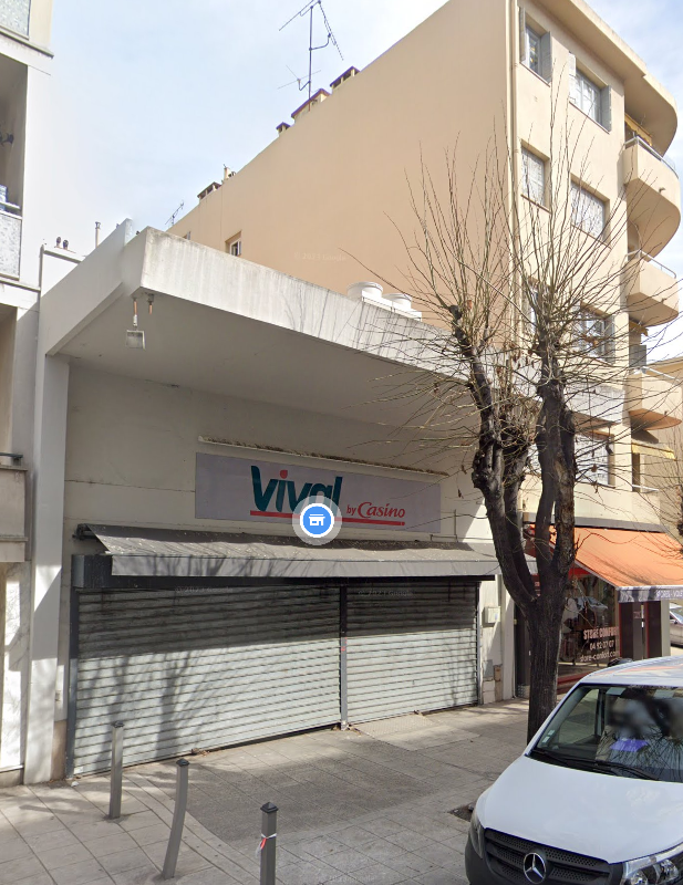 Location pure Local commercial 378 m² Nice