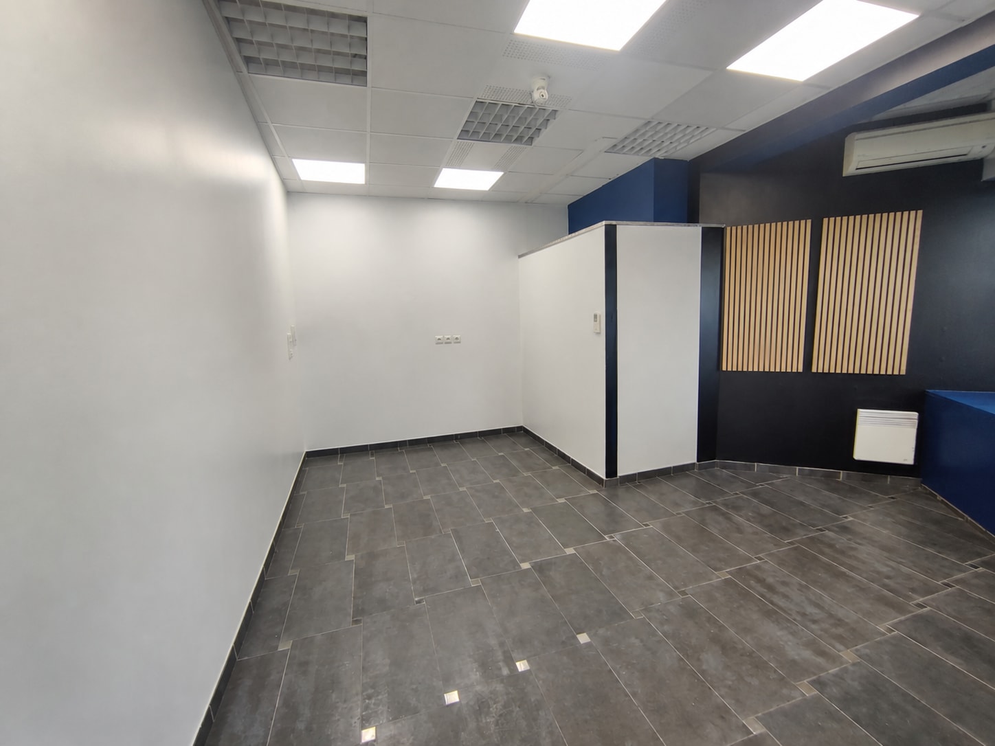 Location pure Local commercial 47 m² Saint-Maur-des-Fossés - 2