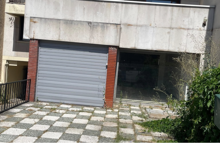 Location pure Local commercial 94 m² Antony