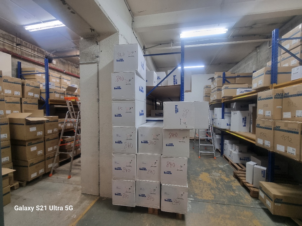 Vente de murs libres Local commercial 1 100 m² Paris - 4