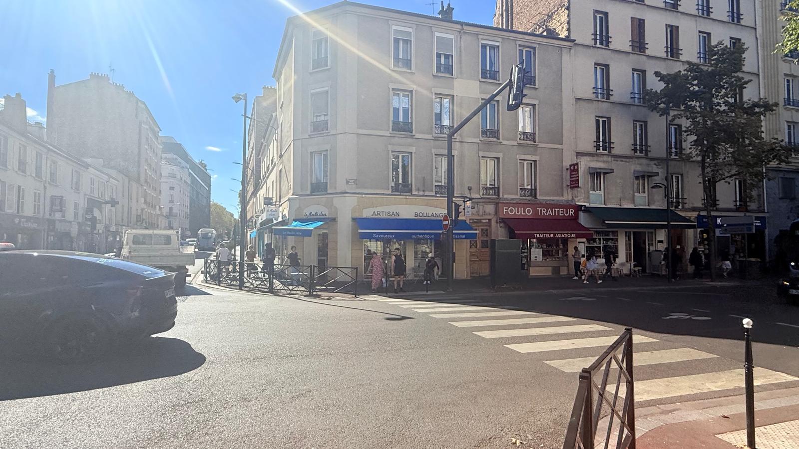 Location pure Local commercial 225 m² Clichy