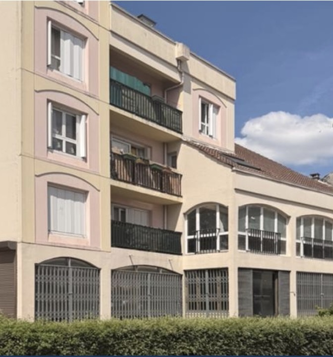 Location pure Local commercial 271 m² Corbeil-Essonnes
