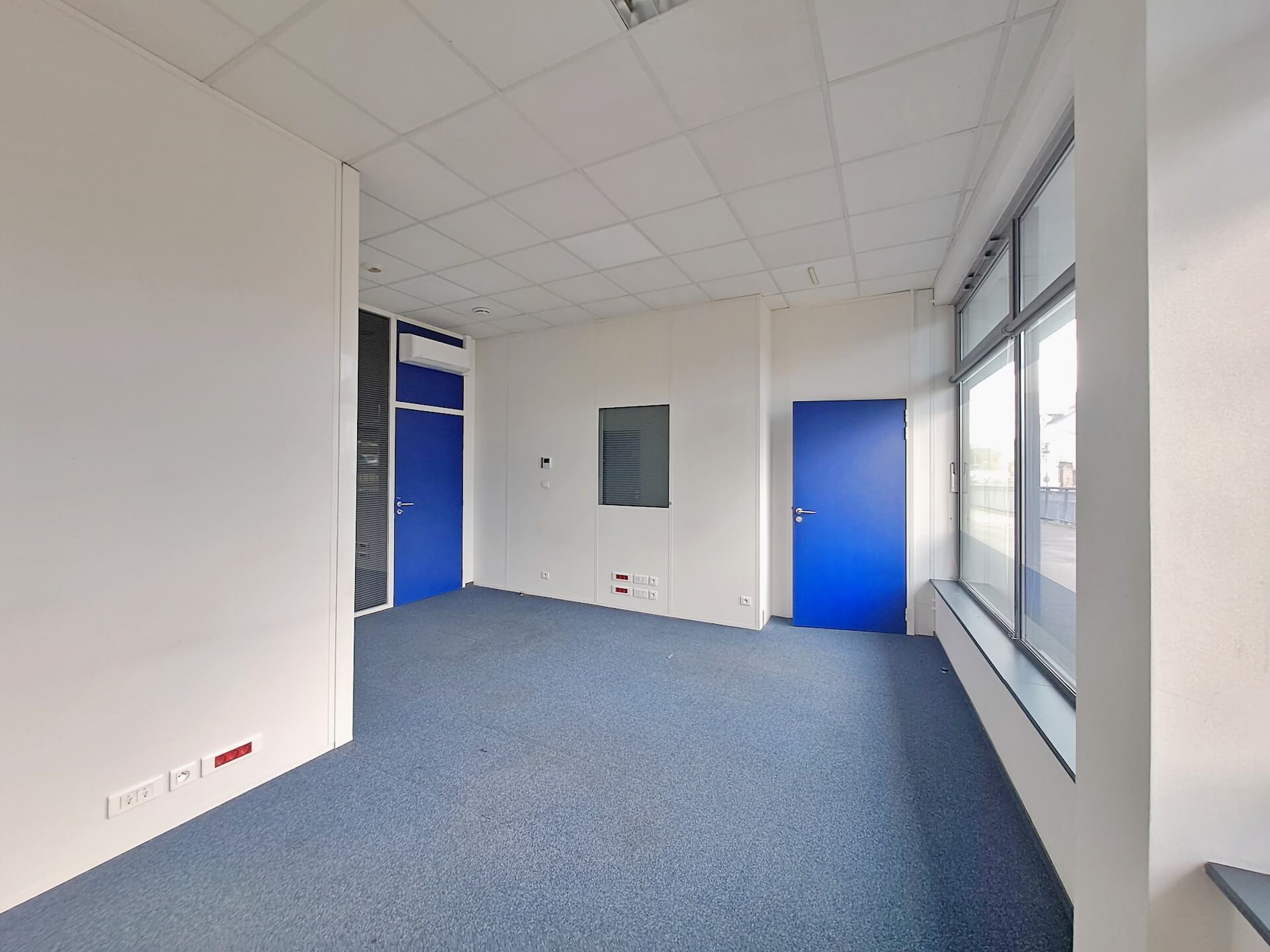 Location pure Local commercial 250 m² Ancenis-Saint-Géréon - 6