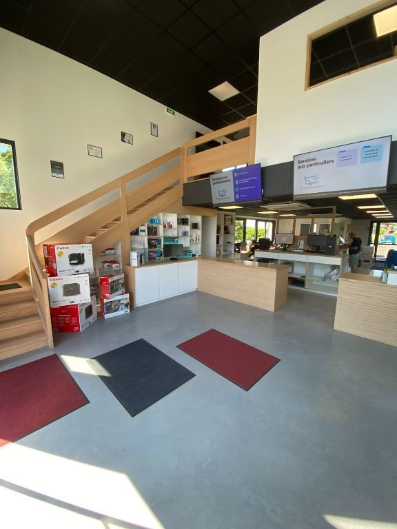 Location pure Local commercial 200 m² Albertville - 3