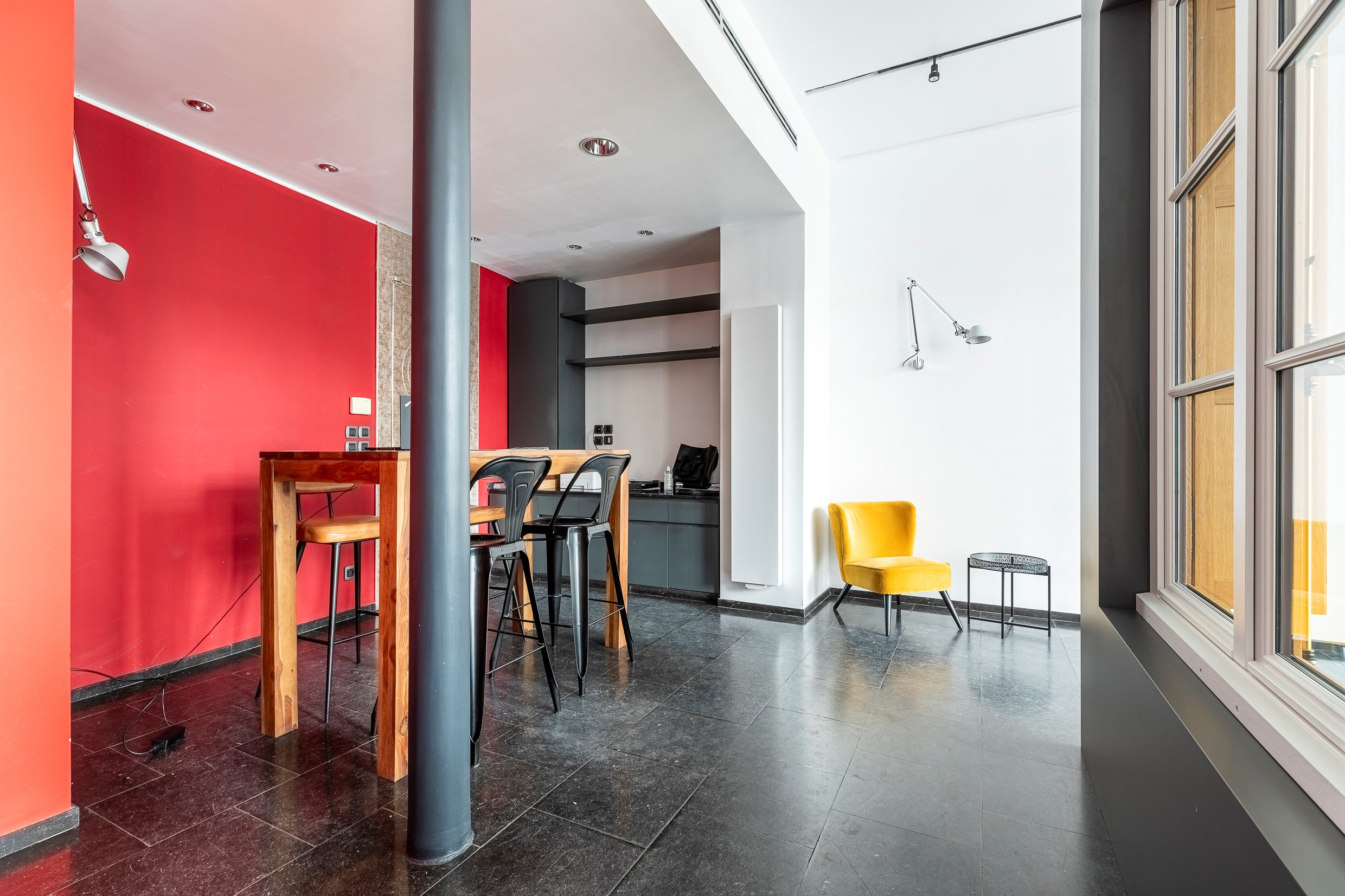 Vente de murs occupés Local commercial 62 m² Paris 7e