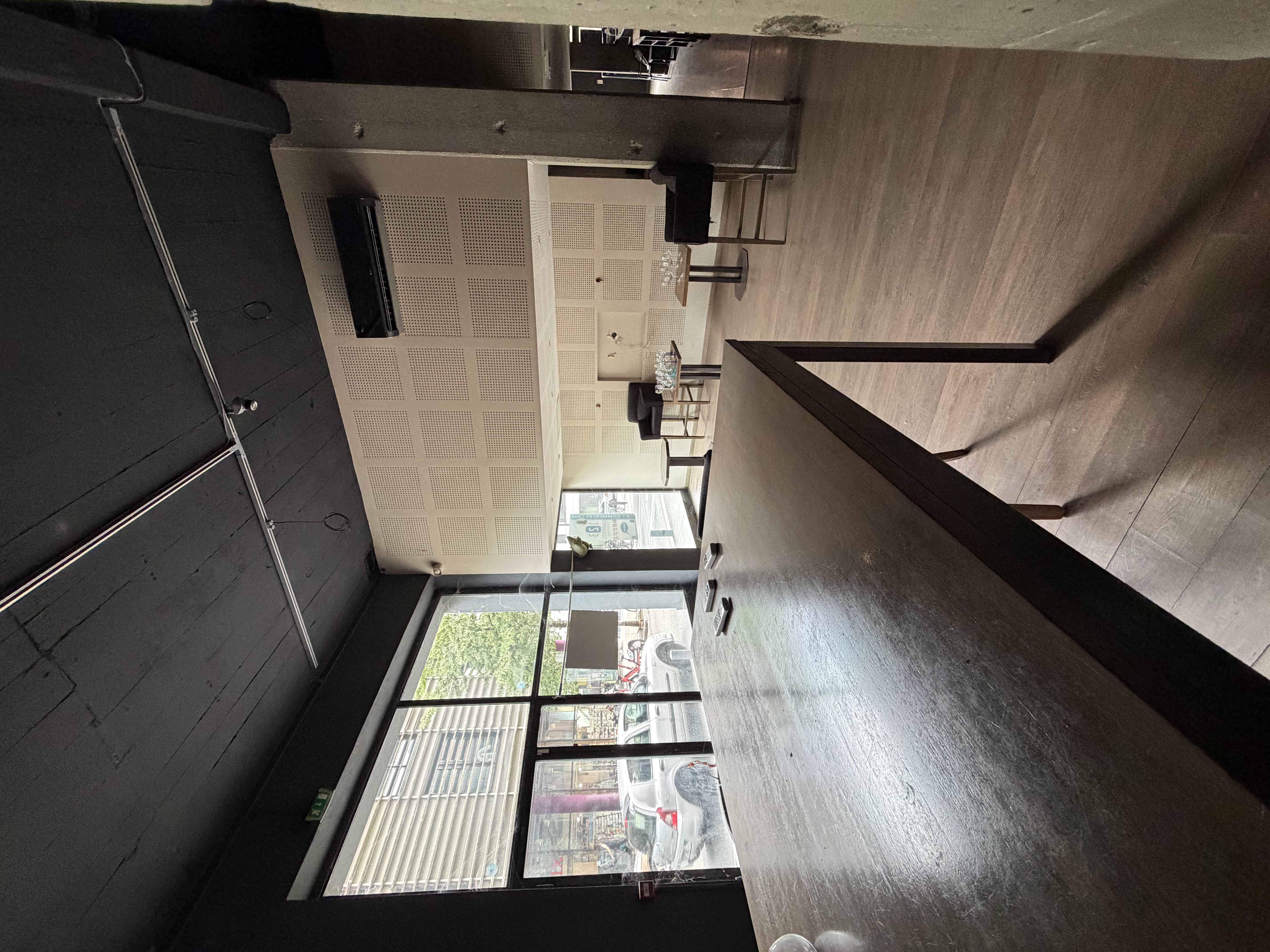 Location pure Local commercial 225 m² Grenoble - 2