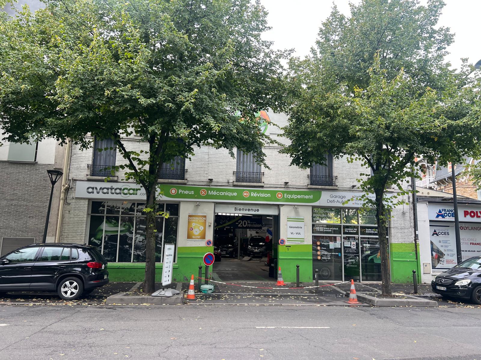 Location pure Local commercial 320 m² Argenteuil