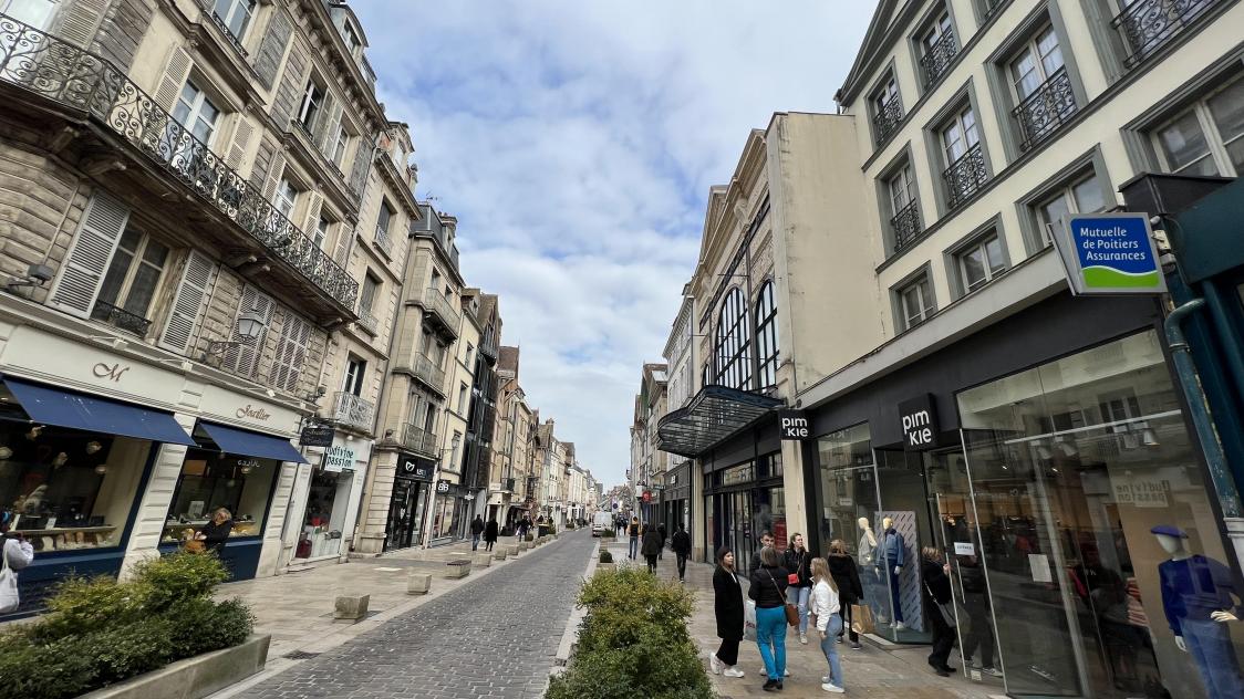 Vente de droit au bail Local commercial 100 m² Troyes
