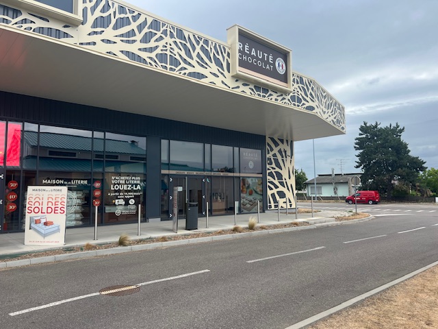 Location pure Local commercial 320 m² Kingersheim