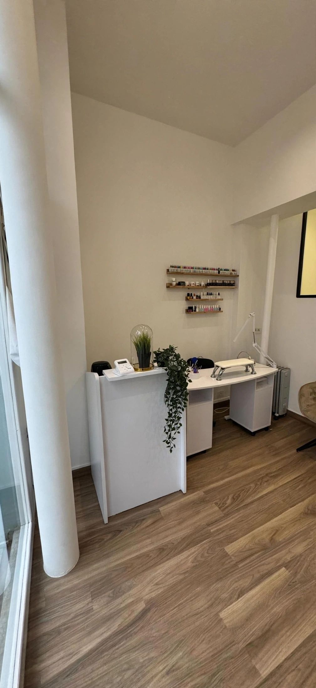 Location pure Local commercial 21 m² Paris - 2