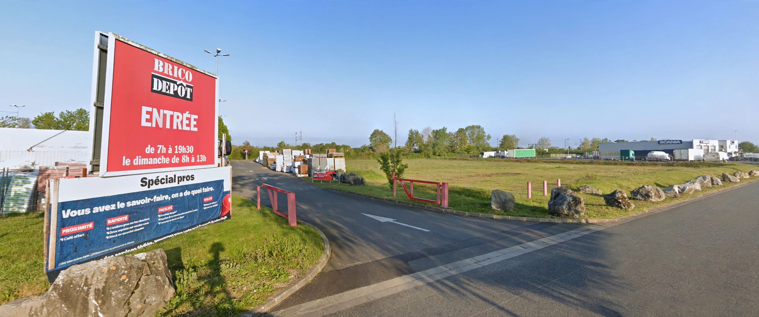 Location Entrepôt 4 700 m² Toulon-sur-Allier