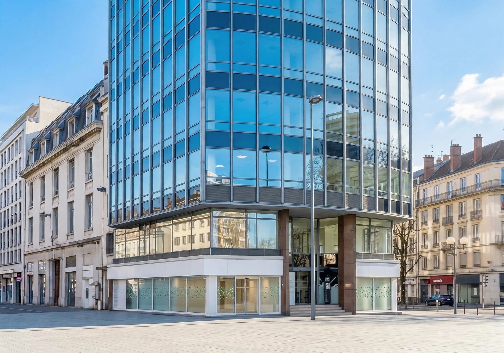 Location pure Local commercial 159 m² Chambéry