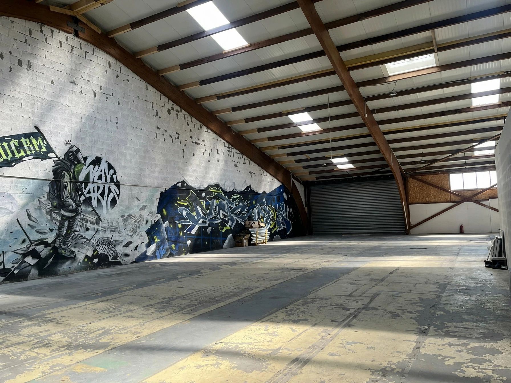 Location Entrepôt 860 m² Caen - 2