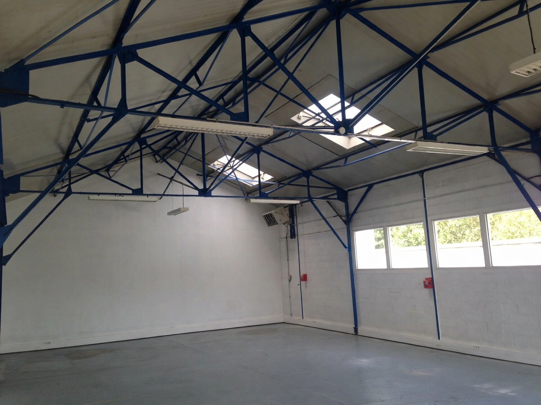 Location Entrepôt 124 m² Montreuil - 3