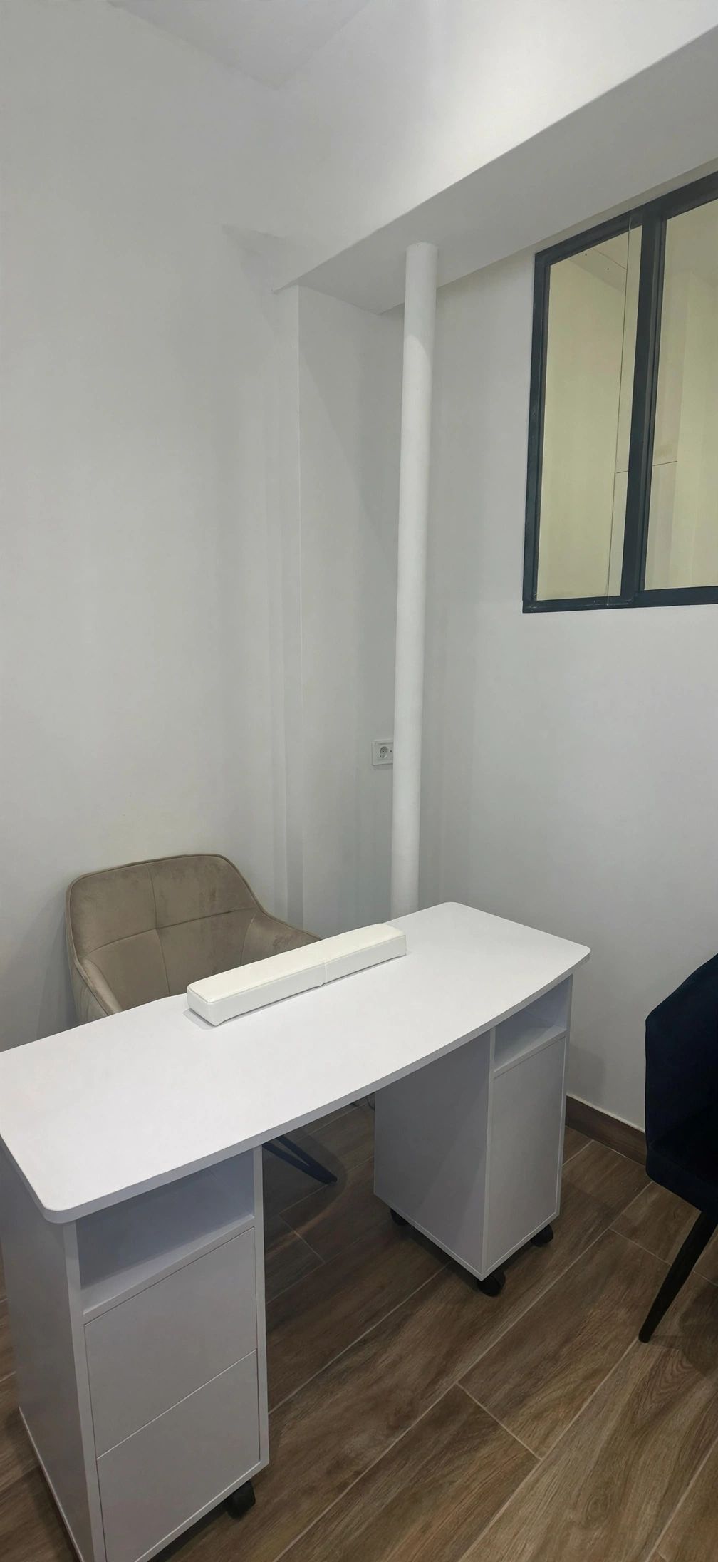 Location pure Local commercial 21 m² Paris - 6