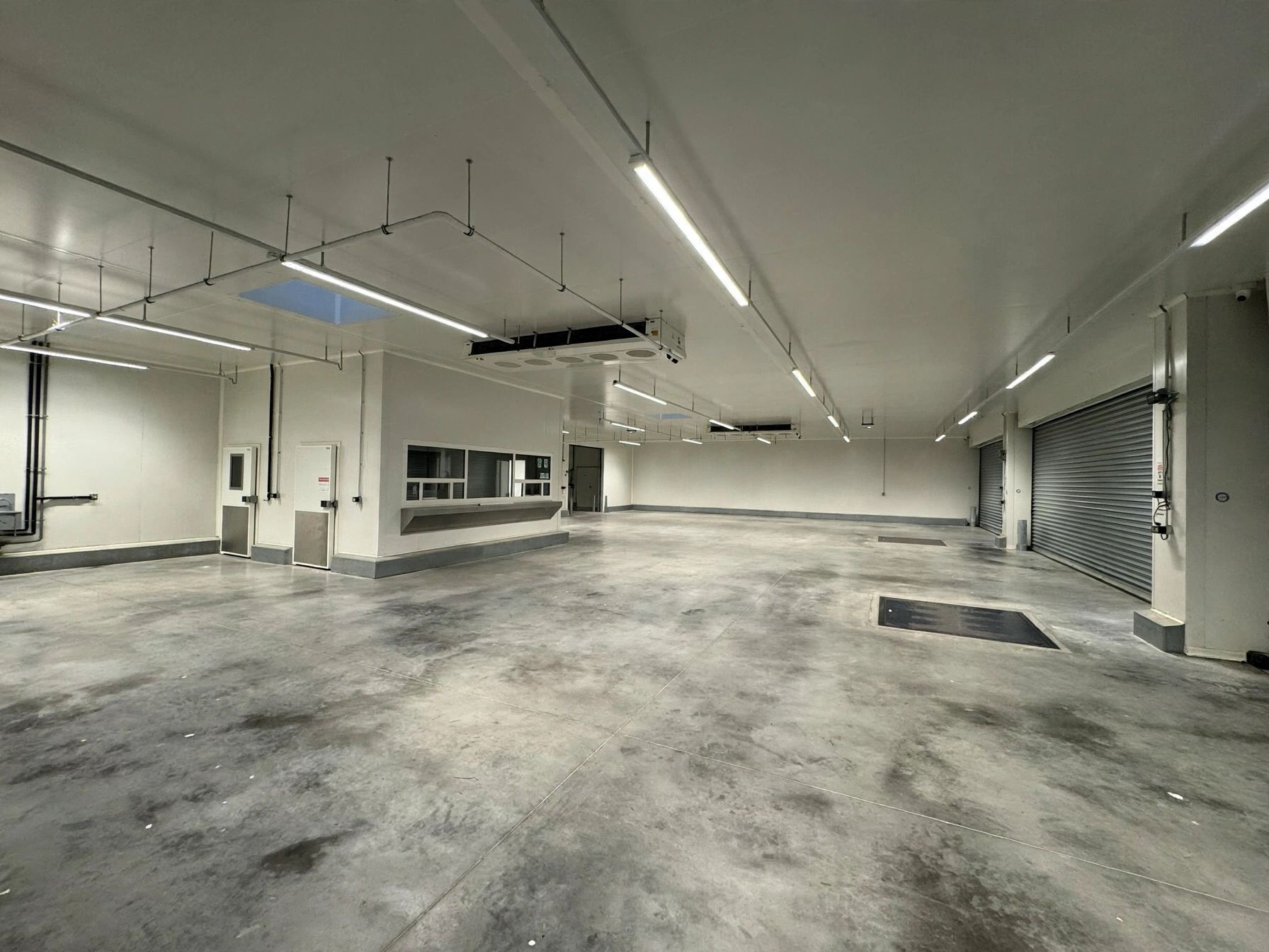 Location Entrepôt 2 151 m² Soliers