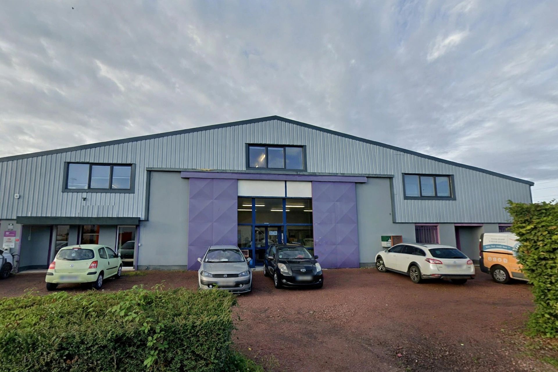 Location Entrepôt 268 m² Mondeville