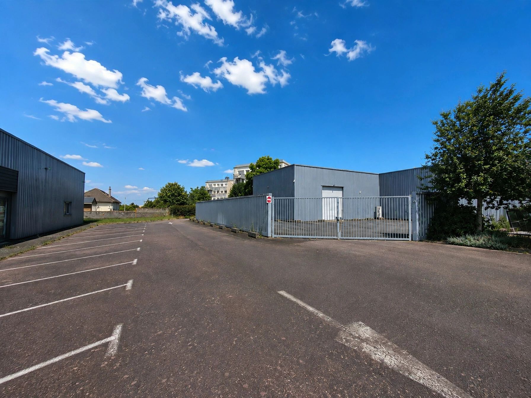 Location Entrepôt 800 m² Fleury-sur-Orne