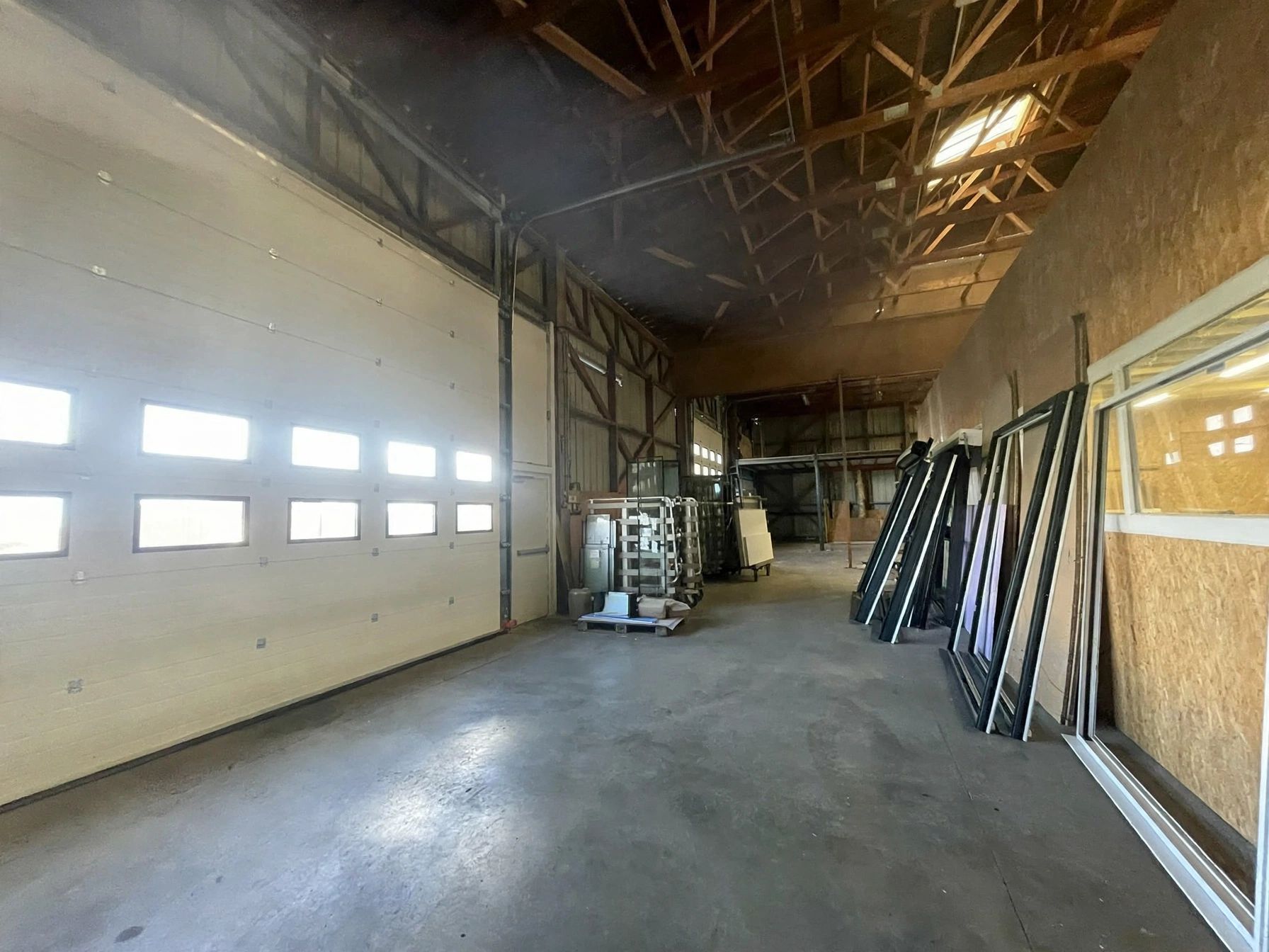 Location Entrepôt 600 m² Le Castelet - 3