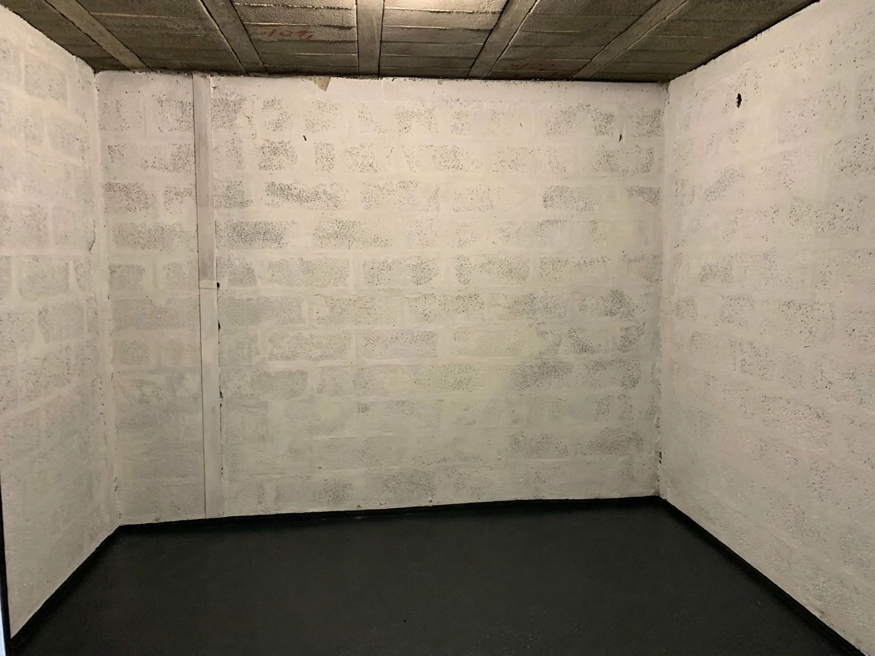 Location Entrepôt 180 m² Ifs - 3