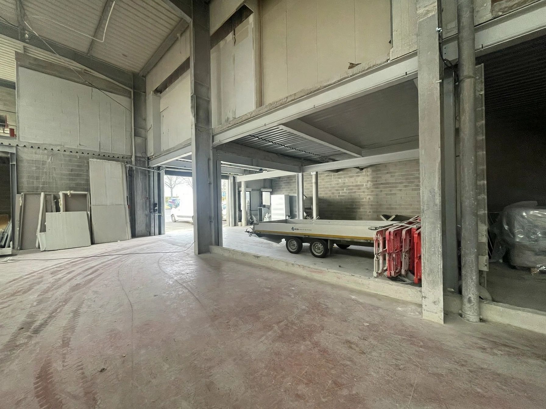 Location Entrepôt 935 m² Cormelles-le-Royal - 4
