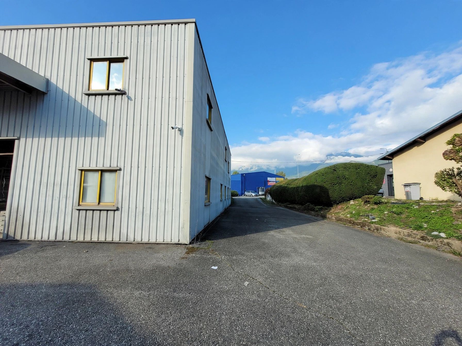 Location pure Local commercial 650 m² Albertville - 11