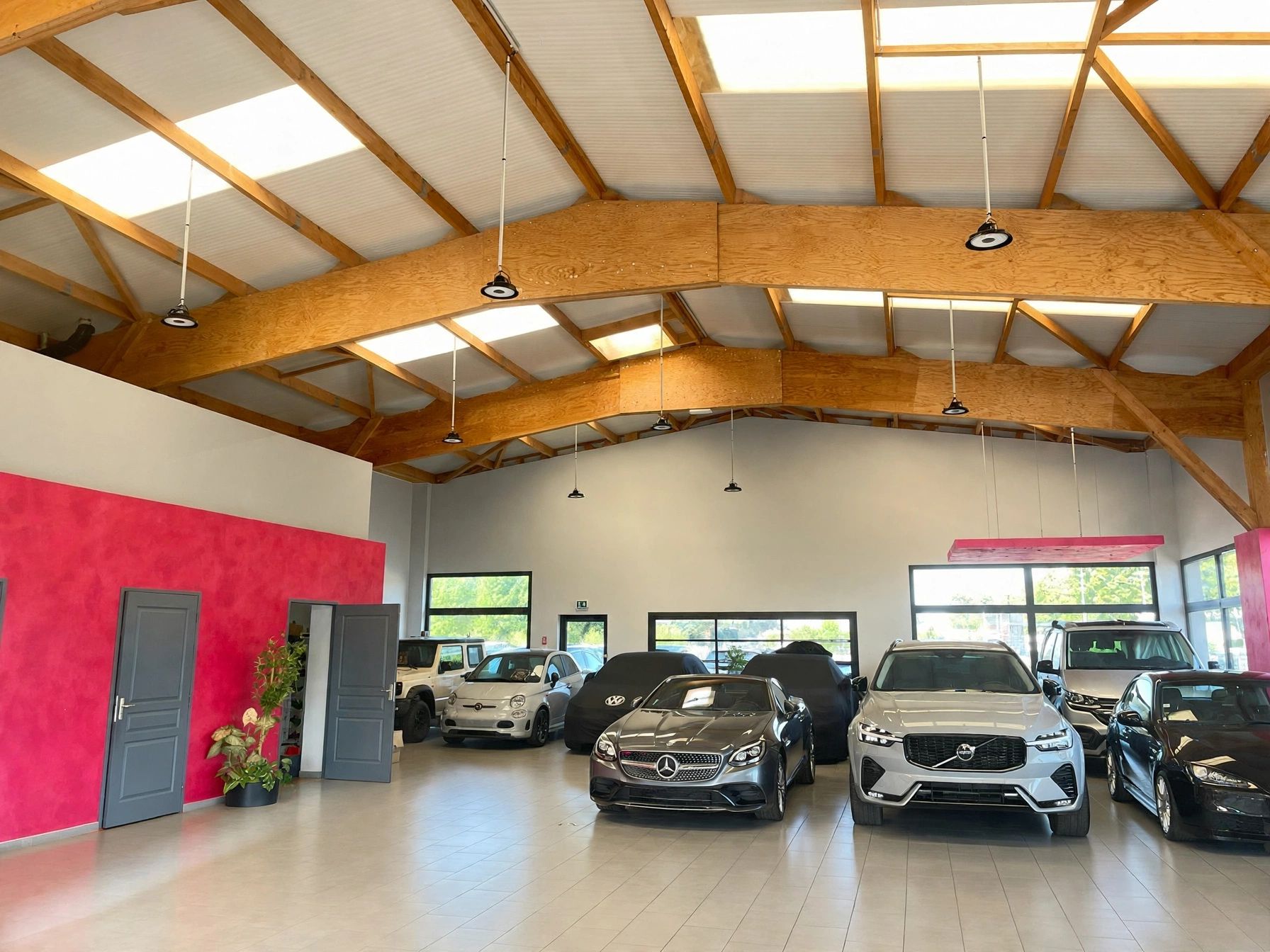 Location Entrepôt 364 m² Démouville - 2