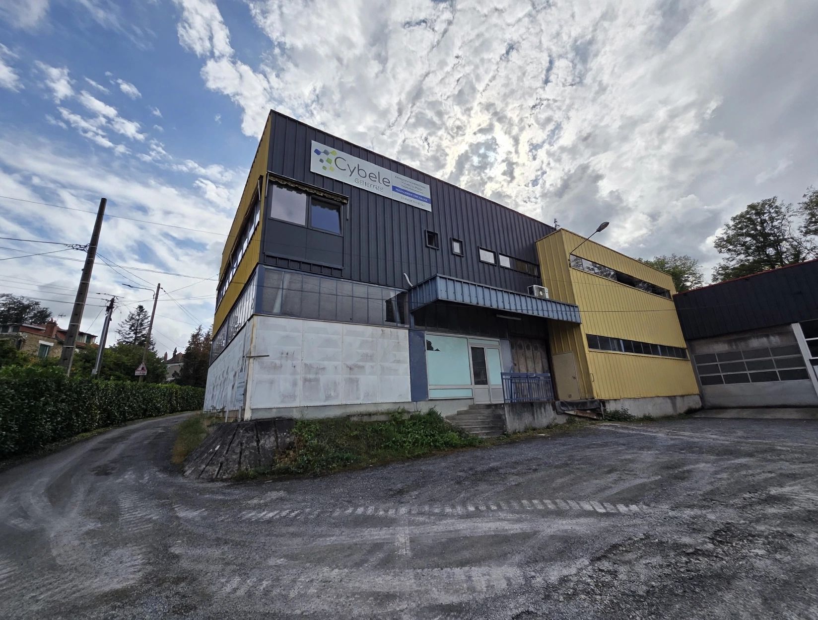 Location Entrepôt 524 m² Brive-la-Gaillarde