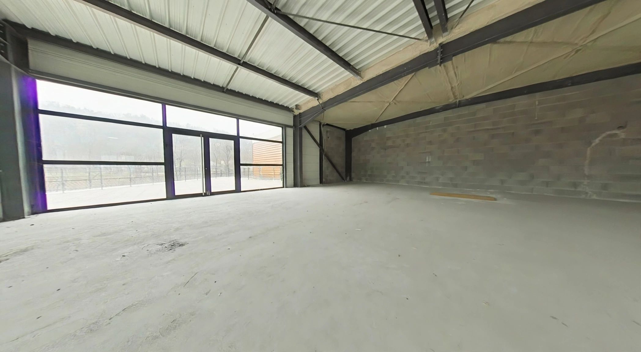 Location pure Local commercial 200 m² Tournon - 3