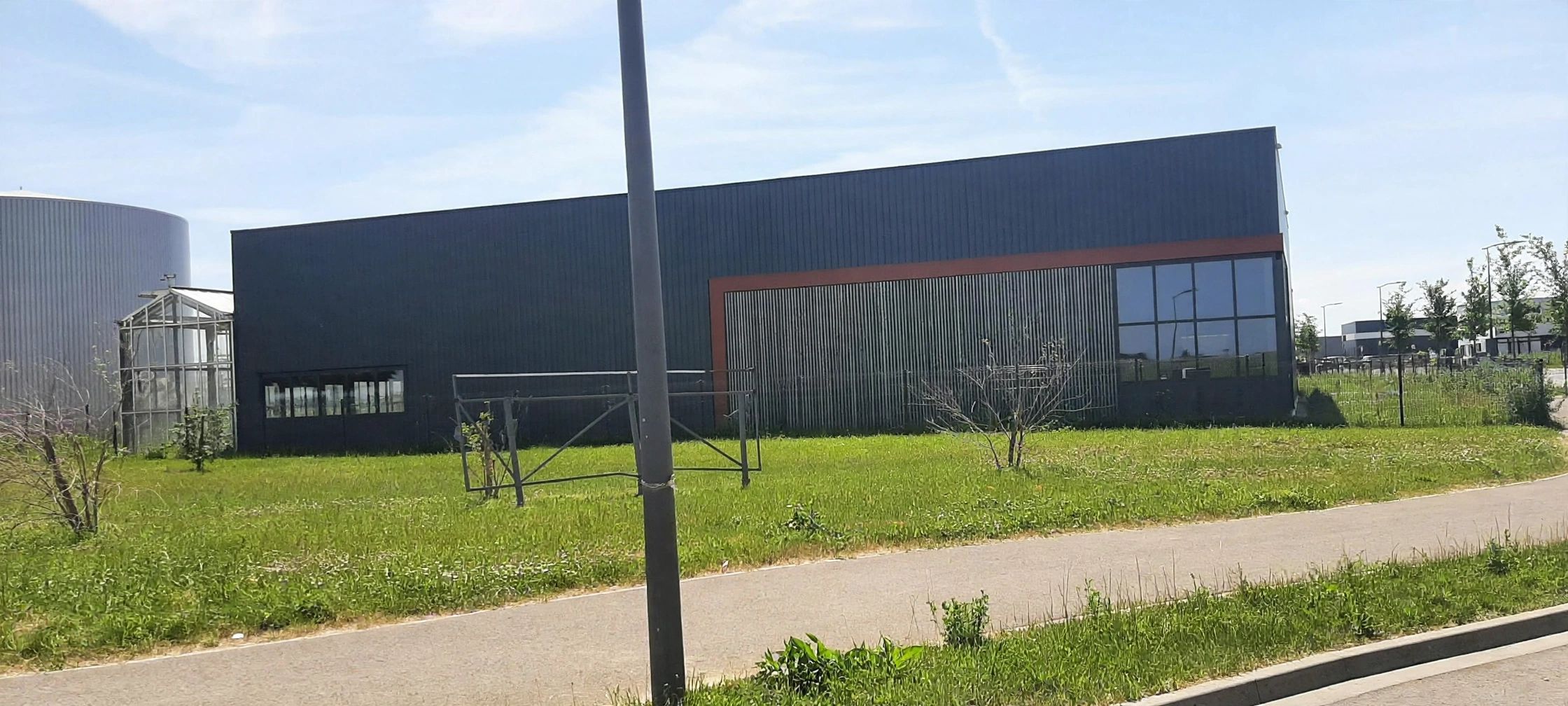 Location pure Local commercial 600 m² Colombelles - 5