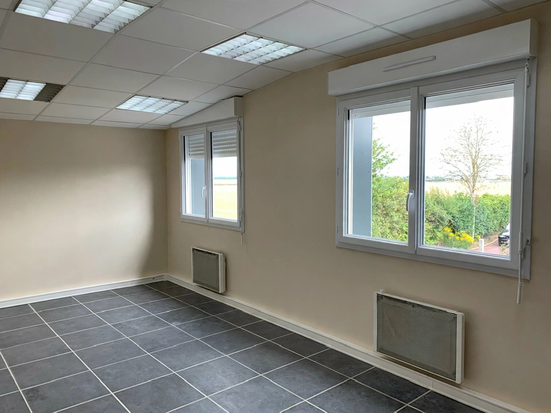 Location Entrepôt 180 m² Ifs - 7