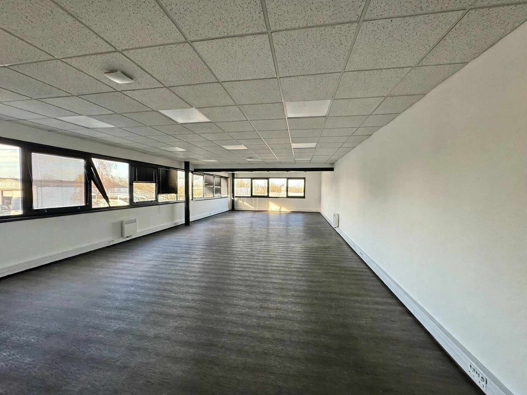 Location Entrepôt 630 m² Cormelles-le-Royal - 5