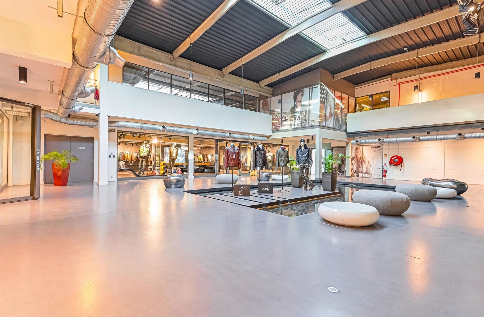 Location Entrepôt 4 263 m² Gennevilliers - 3