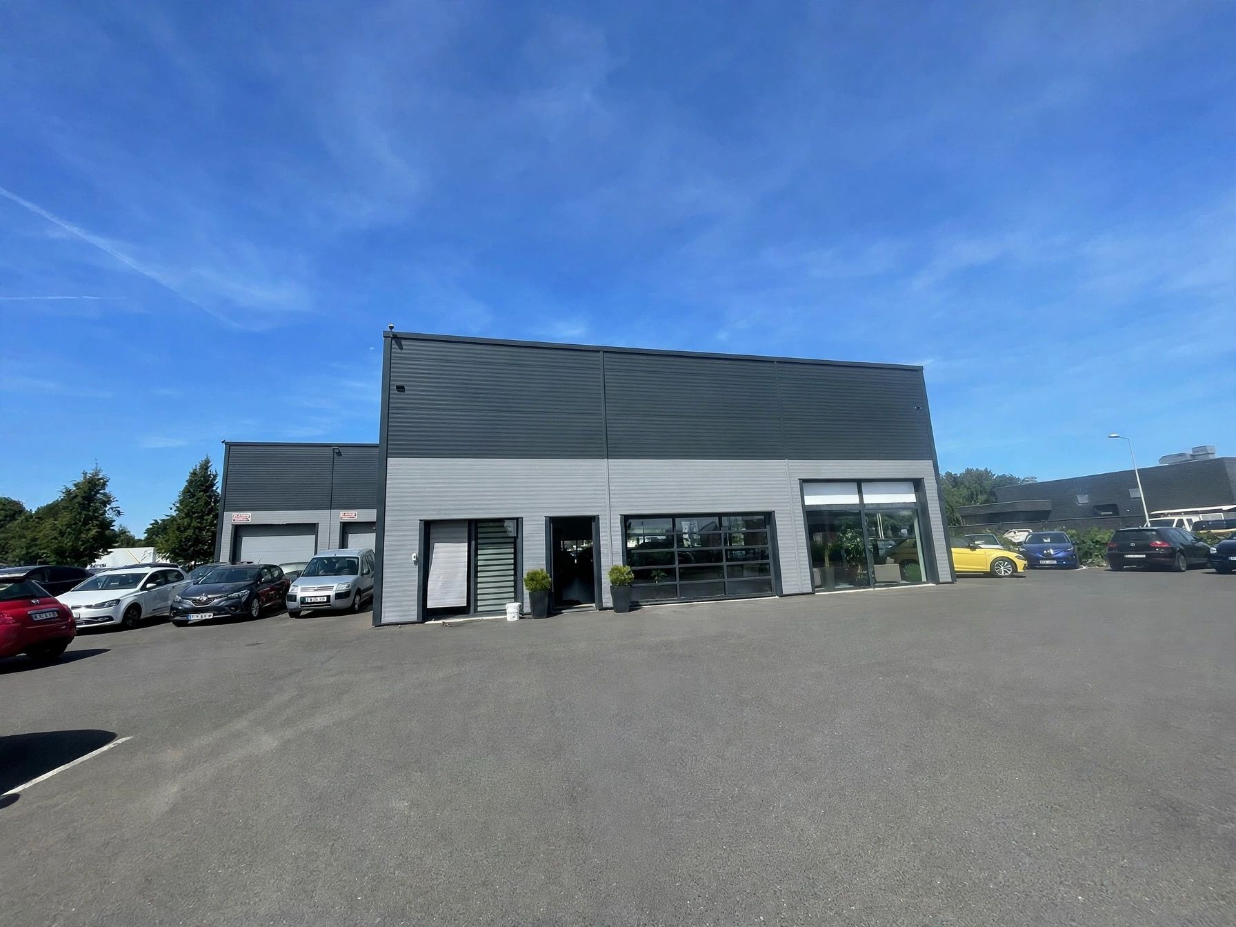 Location Entrepôt 364 m² Démouville