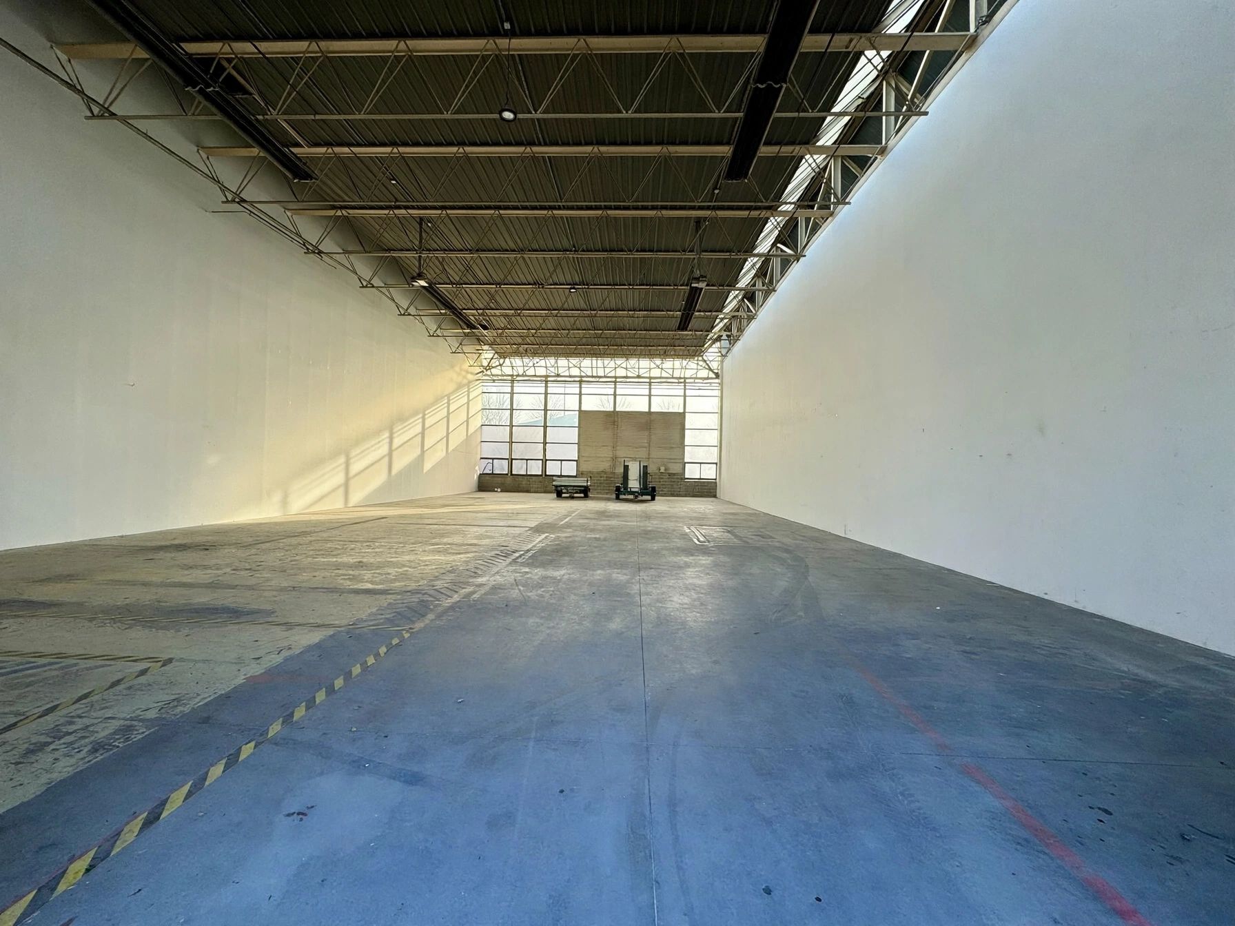 Location Entrepôt 630 m² Cormelles-le-Royal - 4