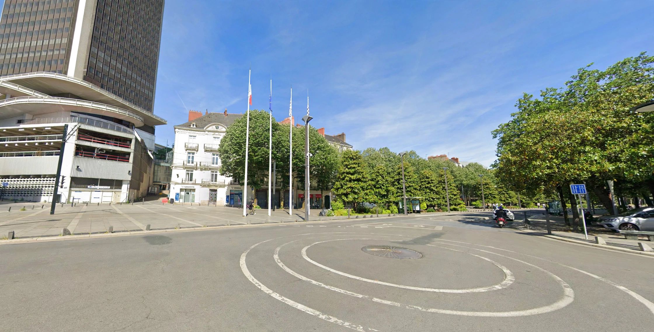 Location avec droit d'entrée Local commercial 127 m² Nantes - 2