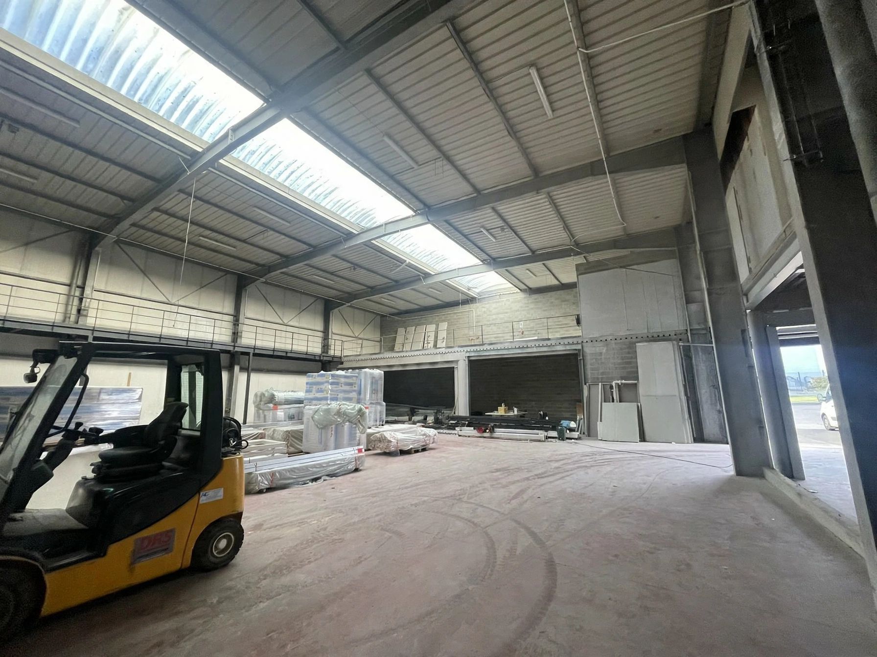Location Entrepôt 935 m² Cormelles-le-Royal - 3