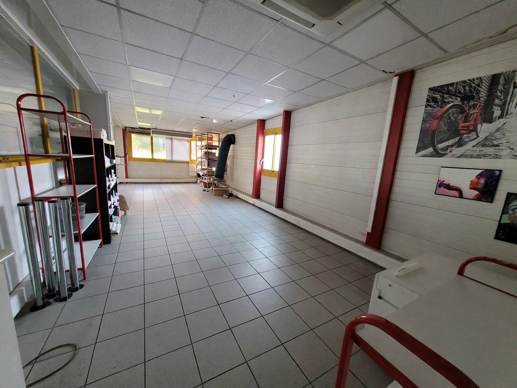 Location pure Local commercial 650 m² Albertville - 4