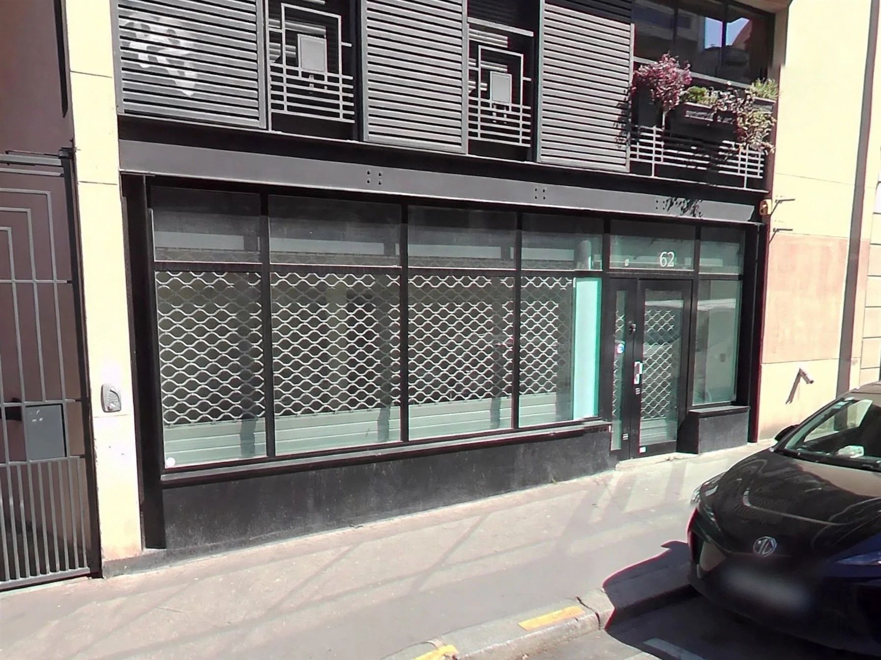 Location pure Local commercial 88 m² Paris