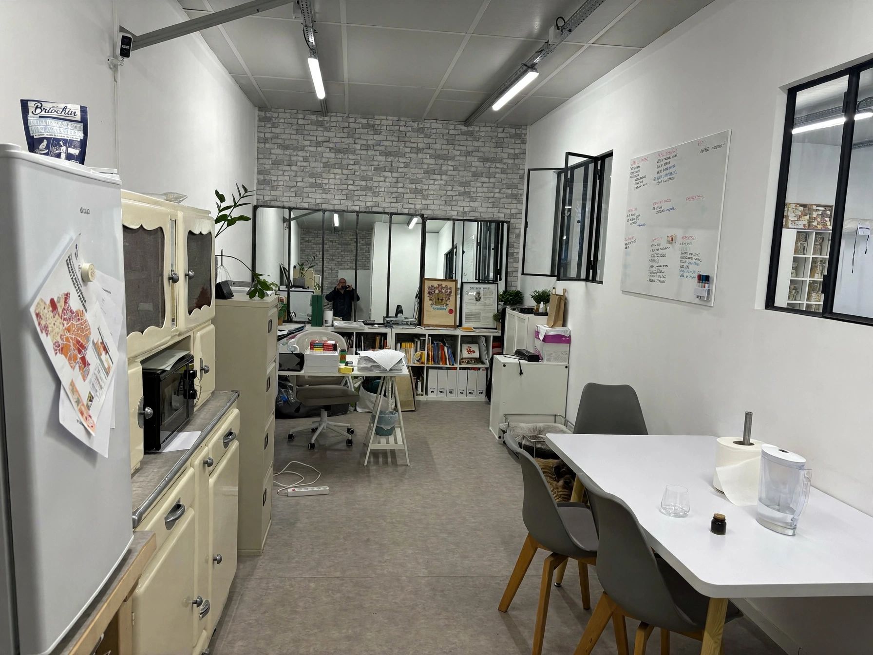 Location Entrepôt 118 m² Montreuil - 2