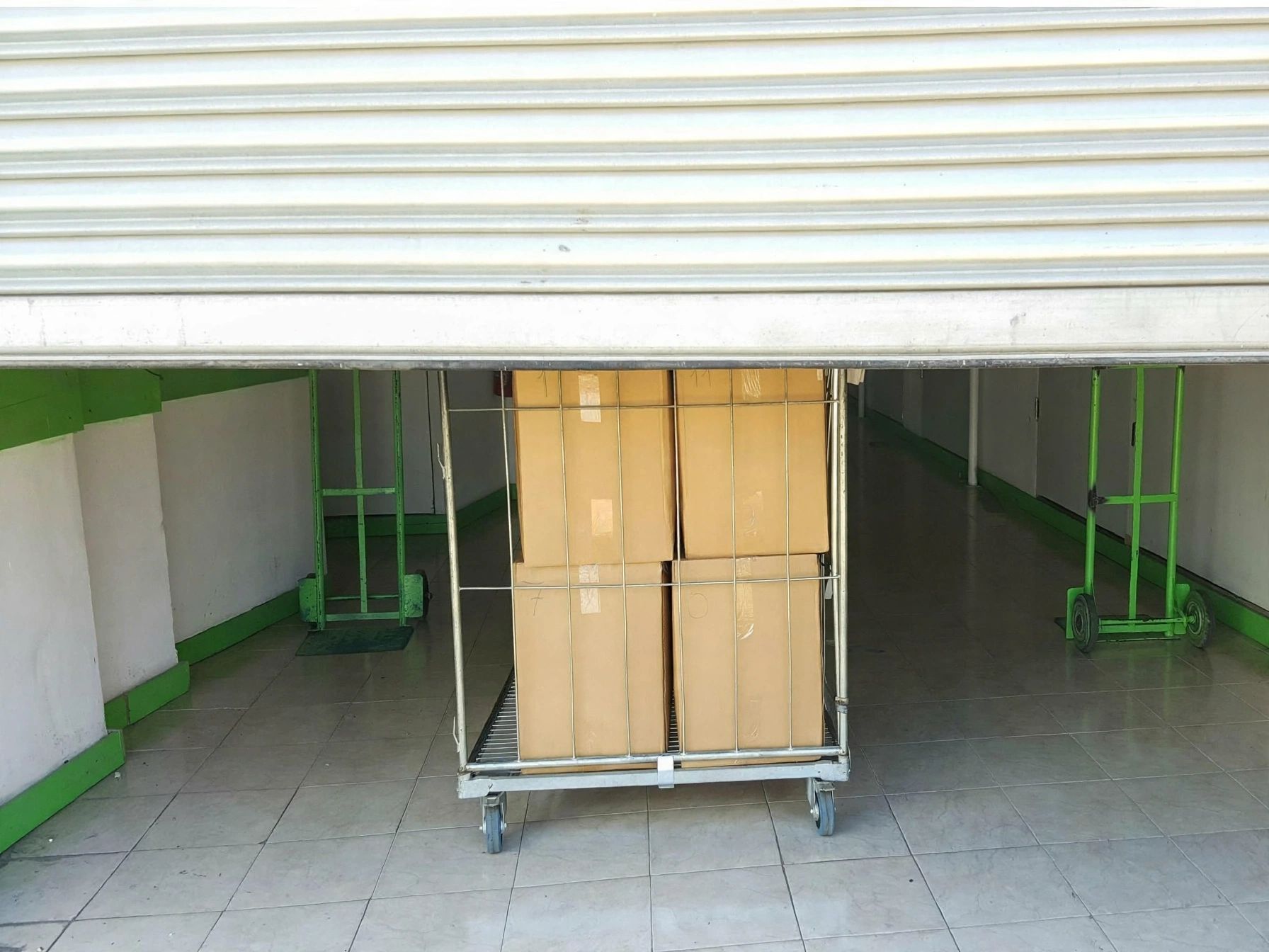 Location Entrepôt 315 m² Bagnolet